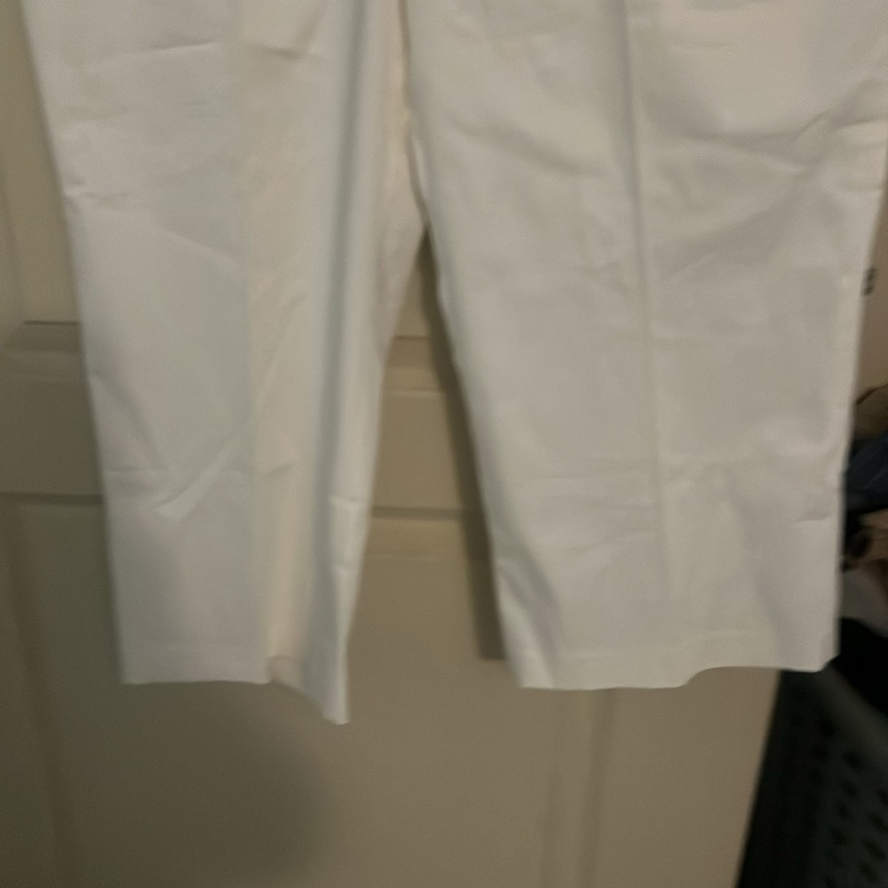 Cropped slacks